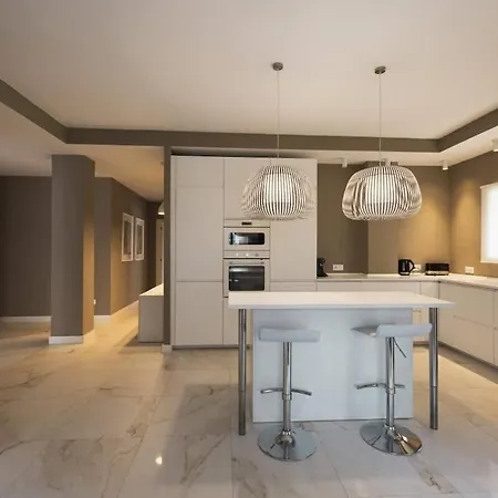 Appartement Andalucia Del Mar - 3 Bedroom In Puerto Banus *