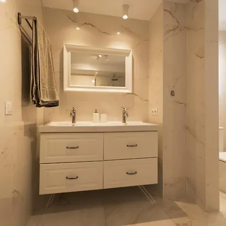 Lejlighed Andalucia Del Mar - 3 Bedroom In Puerto Banus *