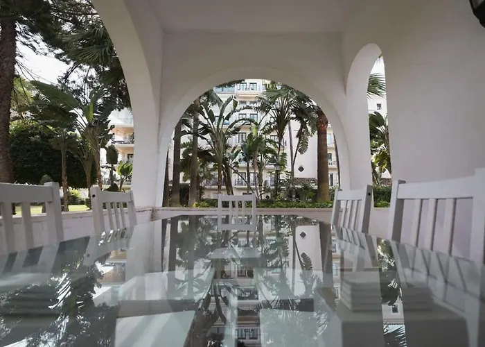 Andalucia Del Mar · 3 Bedroom In Puerto Banus Appartement *